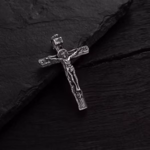 Натільний хрест зі срібла 925 з чорнінням