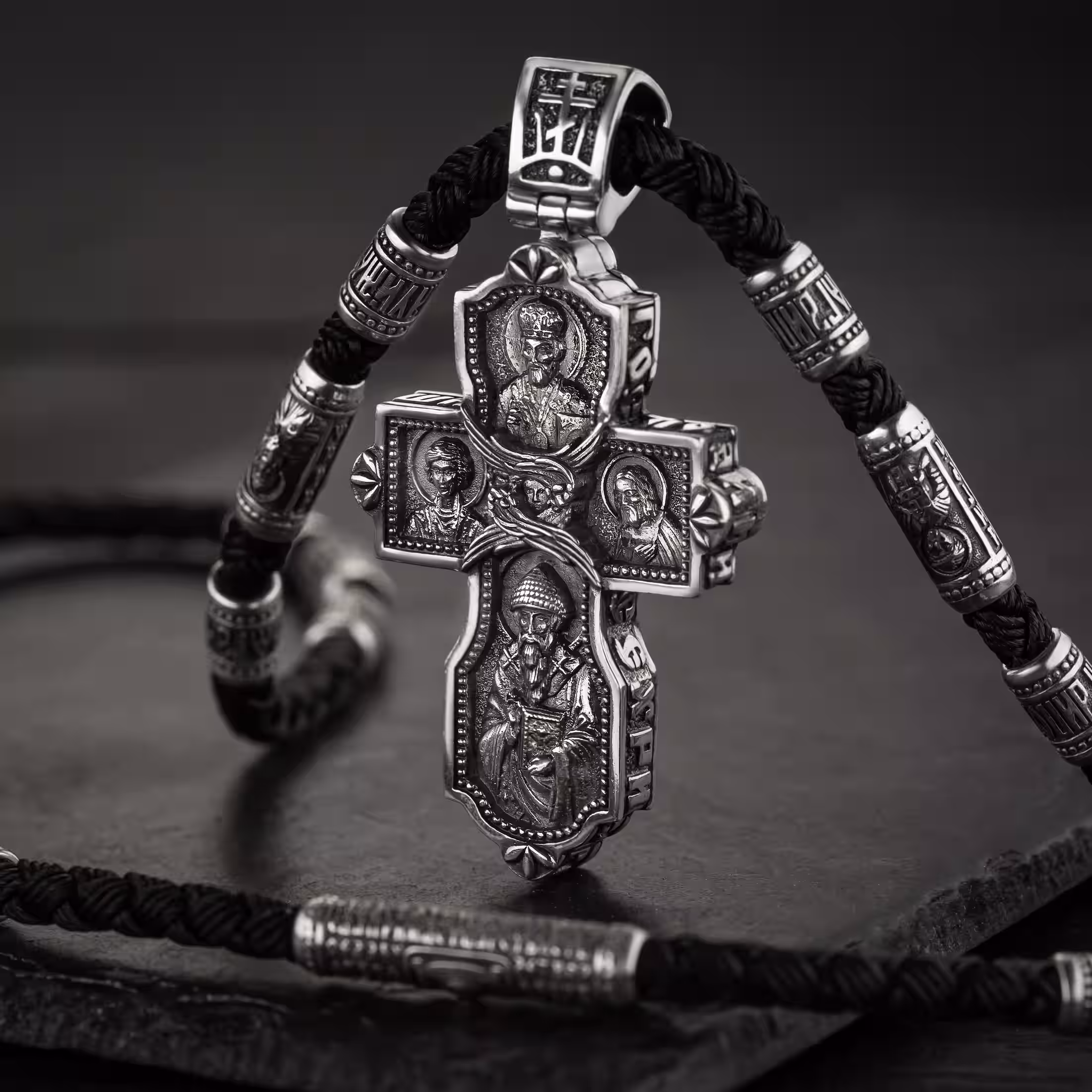 Натільний хрест зі срібла 925 з чорнінням на чорному плетеному текстильному шнурку - Зображення 4