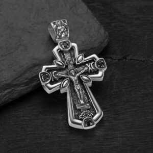 Натільний православний хрест зі срібла 925 проби з чорними фіанітами чоловічий
